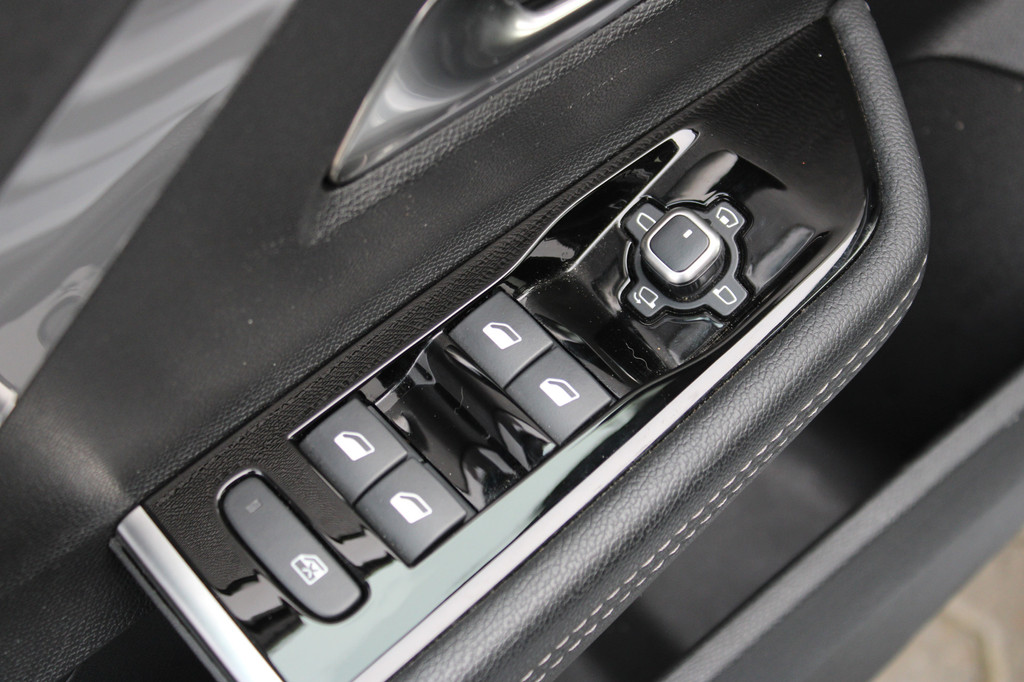 Opel Astra (GGK49T) met abonnement