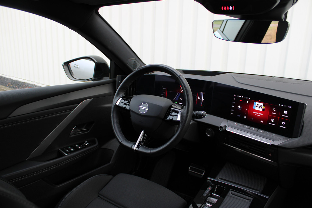 Opel Astra (GGK49T) met abonnement