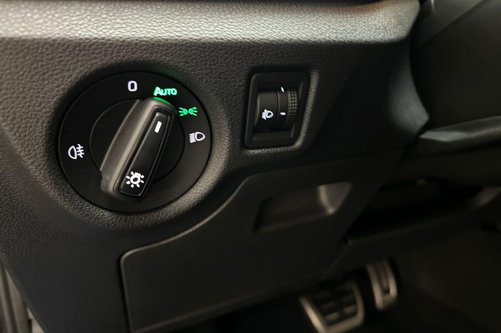 ŠKODA Kamiq (P246KJ) met abonnement