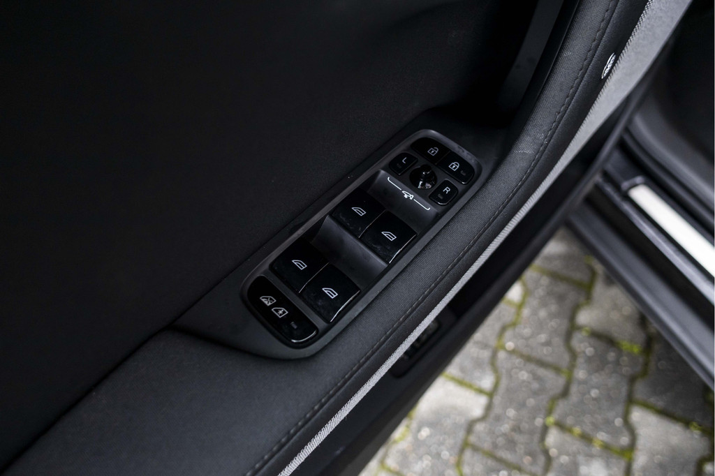 Polestar 2 (J384VG) met abonnement