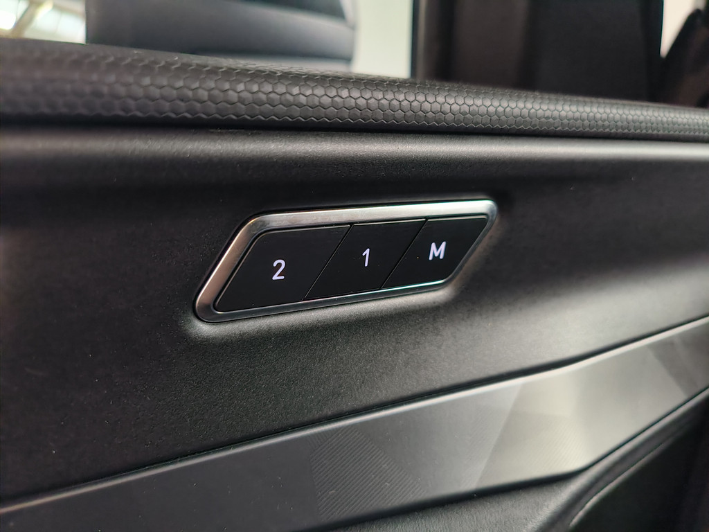 Lynk & Co 01 (HSK24F) met abonnement