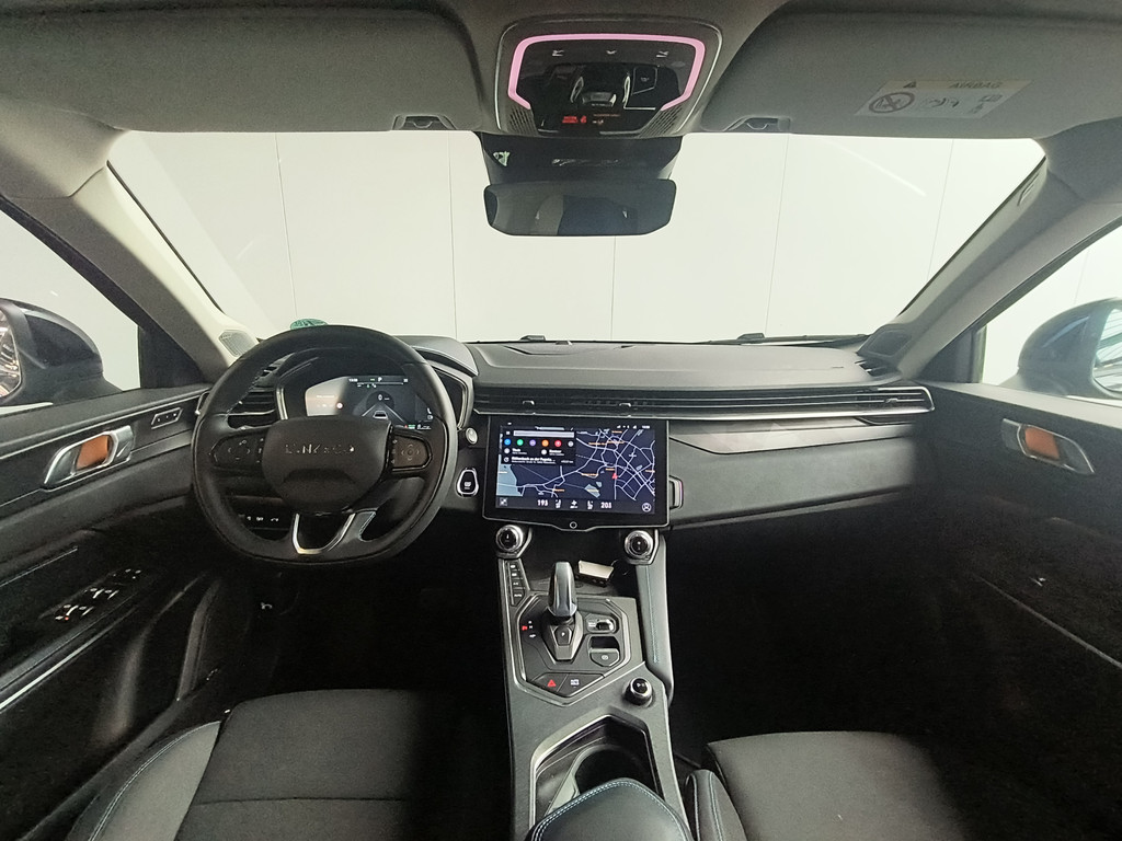 Lynk & Co 01 (HSK24F) met abonnement