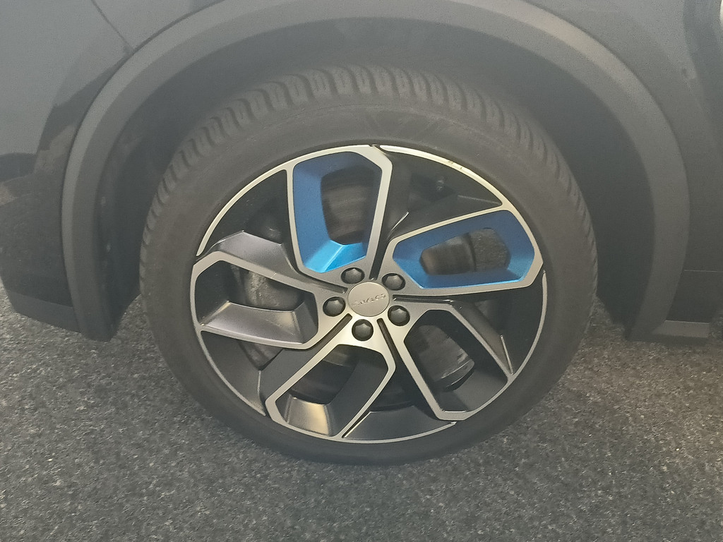 Lynk & Co 01 (HSK24F) met abonnement