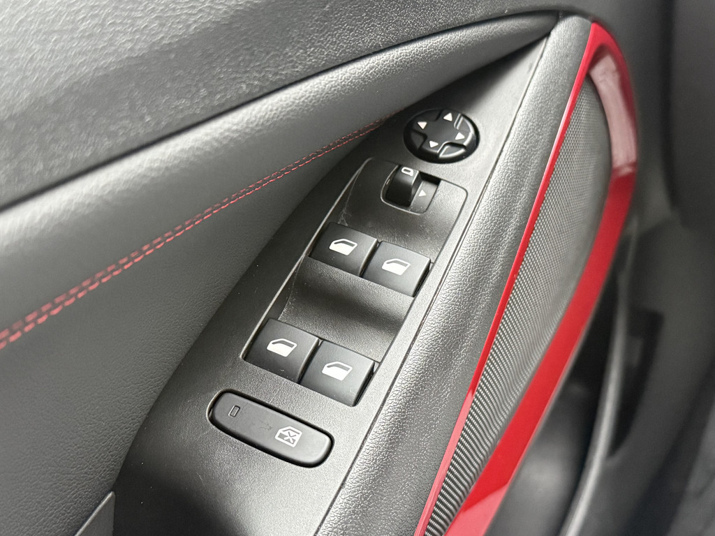 Opel Crossland (N387JZ) met abonnement