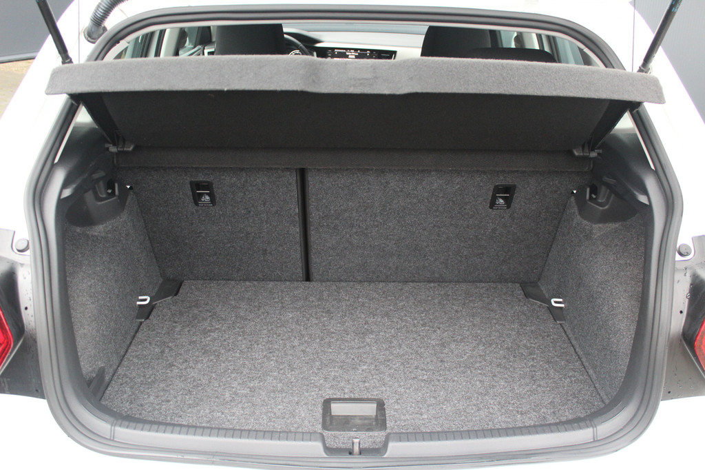 Volkswagen Polo (N234BD) met abonnement