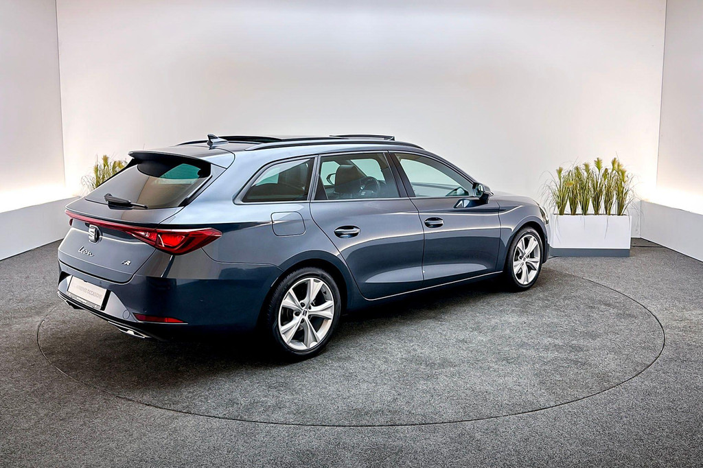 Seat Leon Sportstourer (R124RR) met abonnement