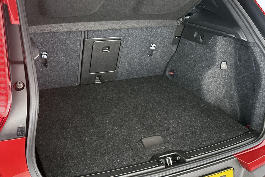 Volvo XC40 (JNZ85F) met abonnement