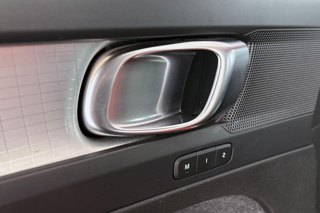 Volvo XC40 (JNZ85F) met abonnement