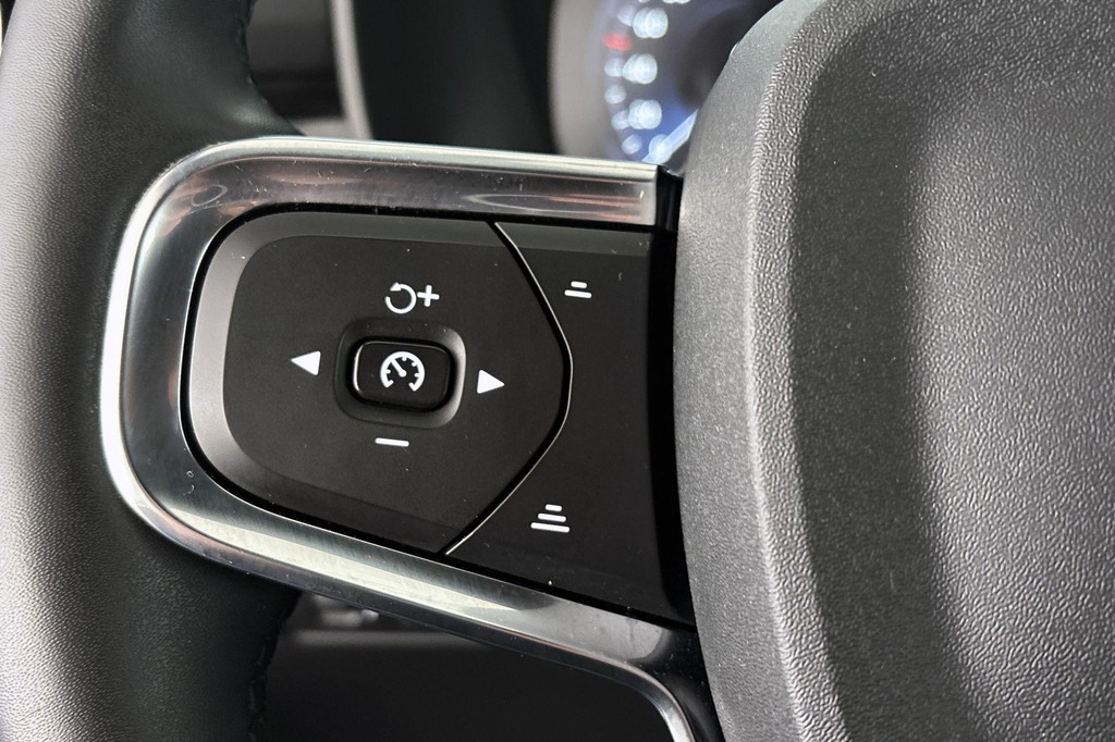 Volvo XC40 (JNZ85F) met abonnement