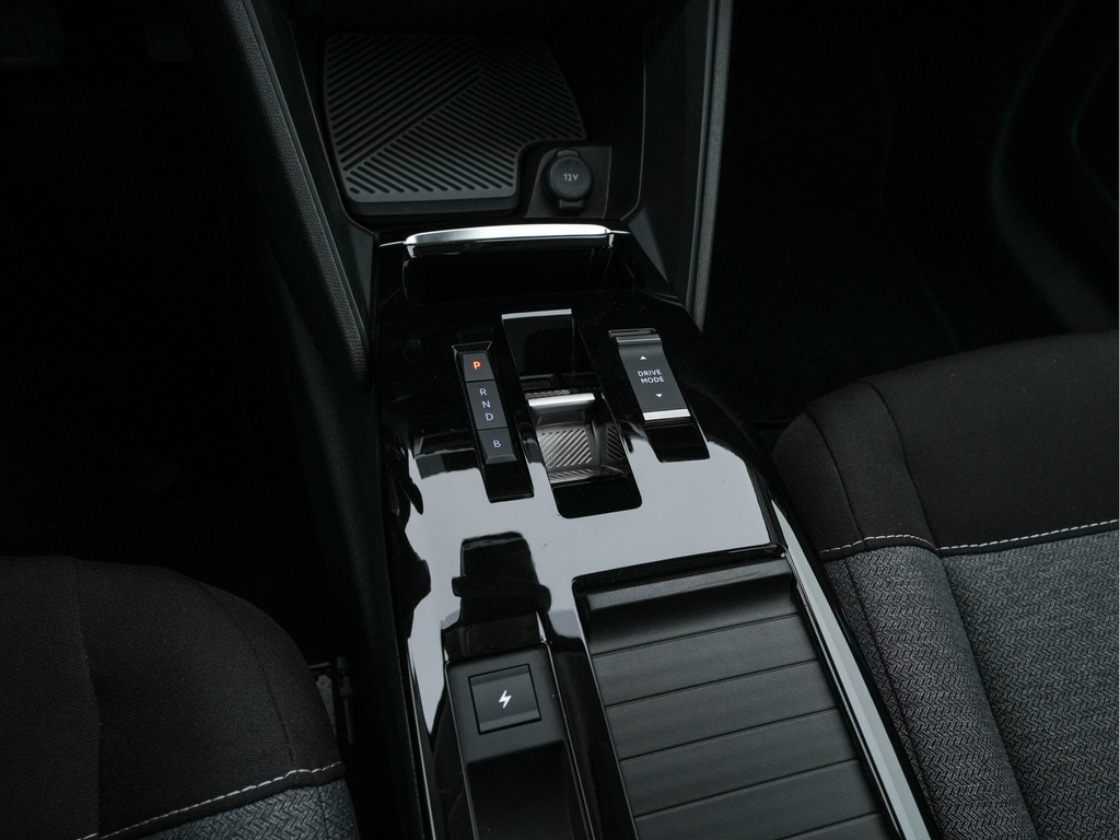 Citroën Ë-C4 (T662LD) met abonnement