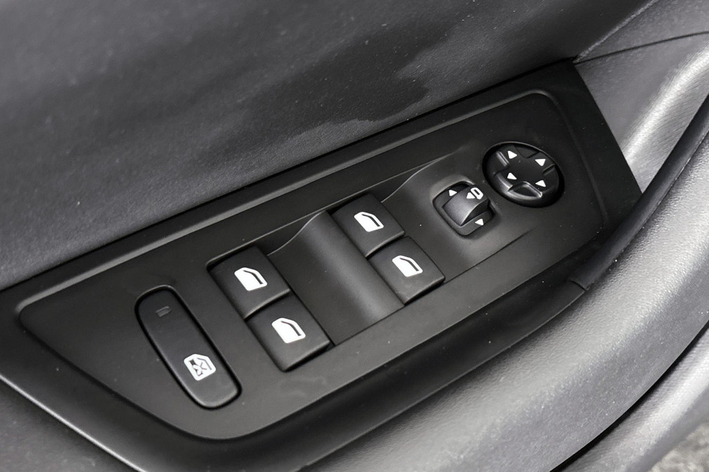 Peugeot 508 (T453GX) met abonnement