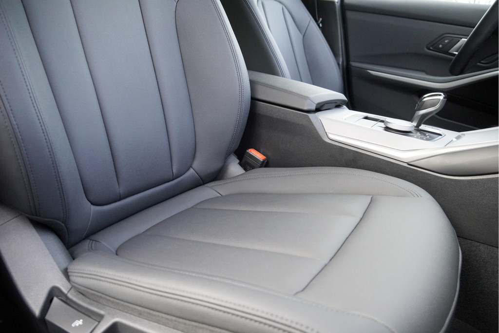 BMW 3 Serie touring (J086PV) met abonnement