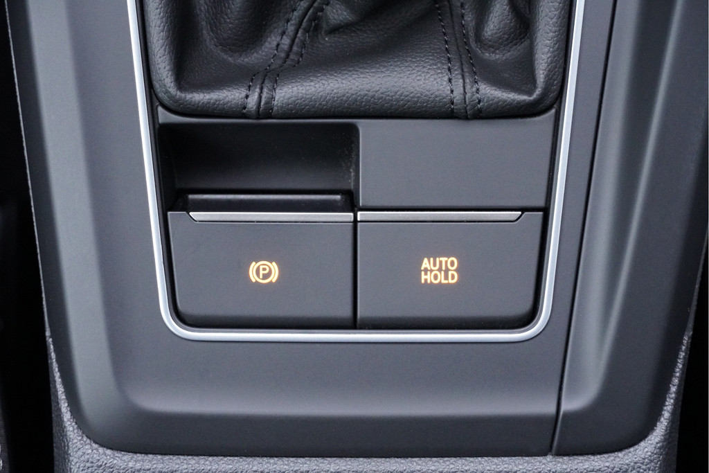 Volkswagen Golf (N071DJ) met abonnement