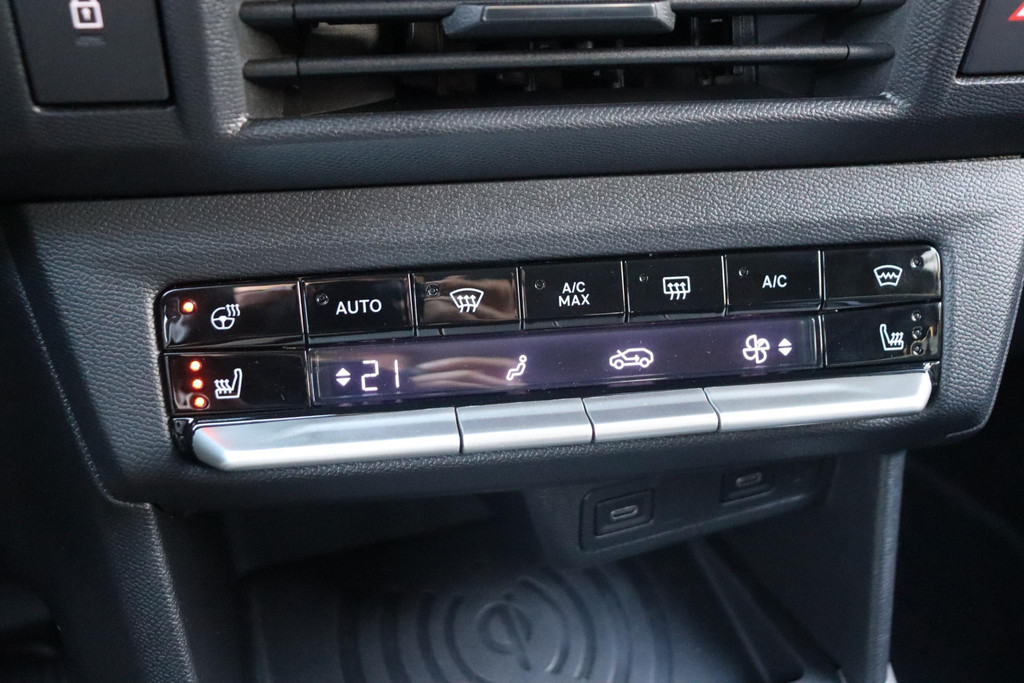 Opel Frontera (JJH46R) met abonnement