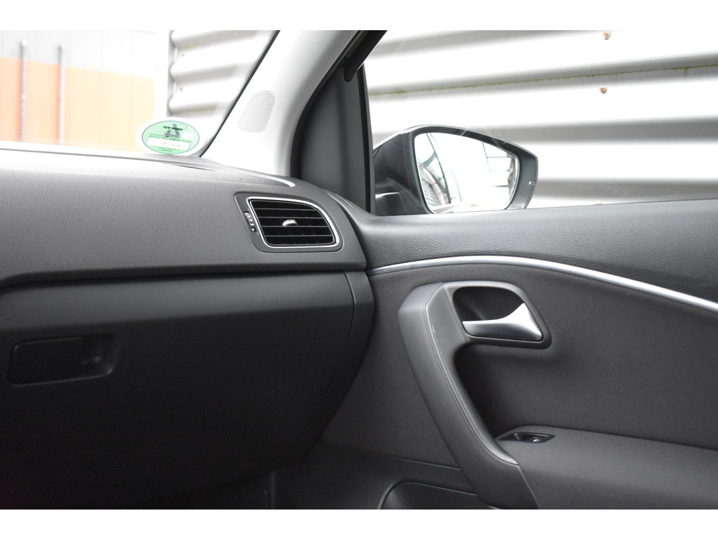 Volkswagen Polo (KG202Z) met abonnement