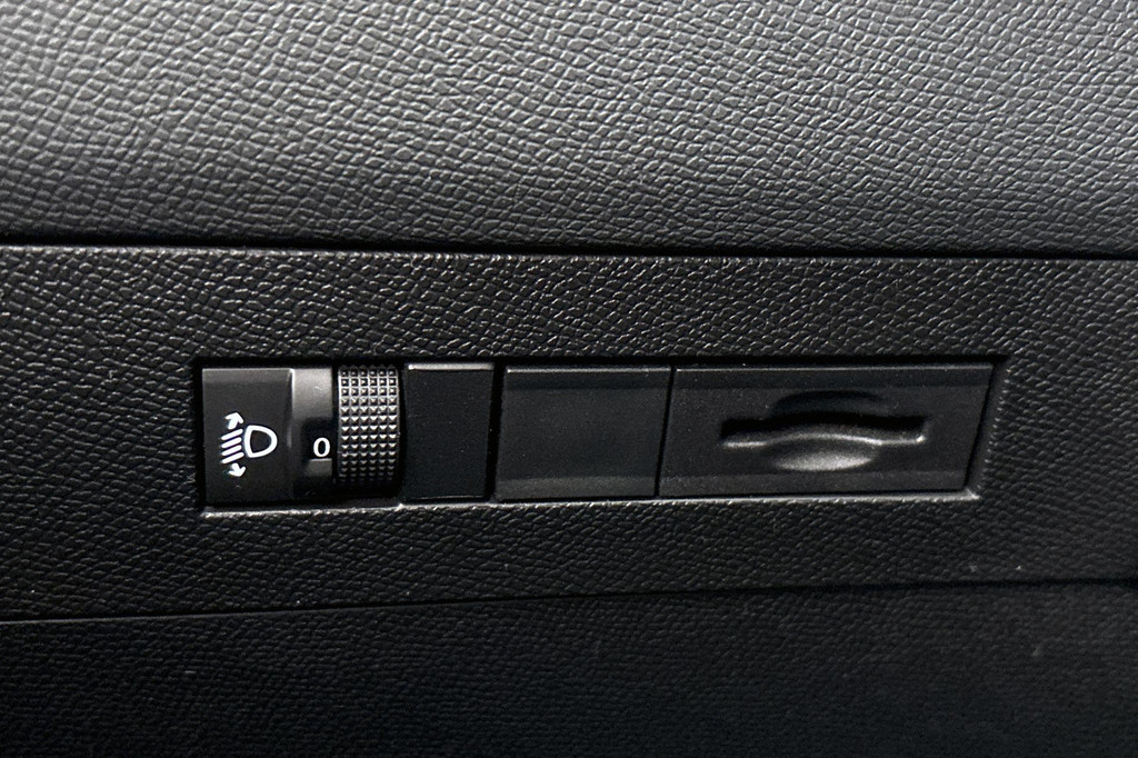 Opel Astra (T448GH) met abonnement