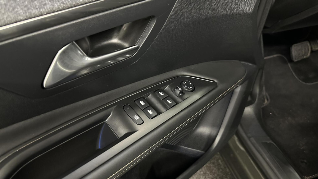 Peugeot 3008 (J545ST) met abonnement