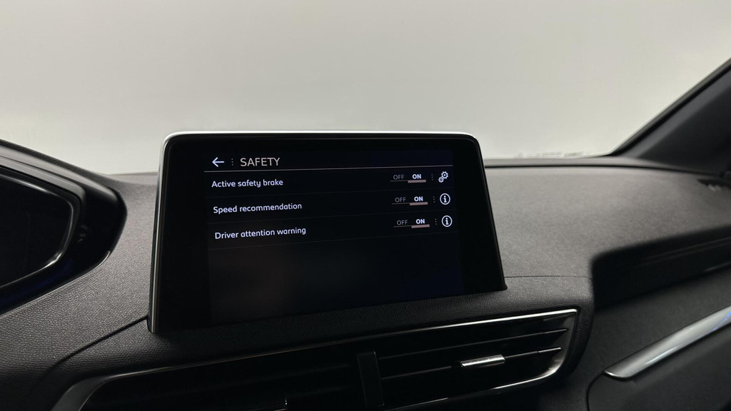 Peugeot 3008 (J545ST) met abonnement