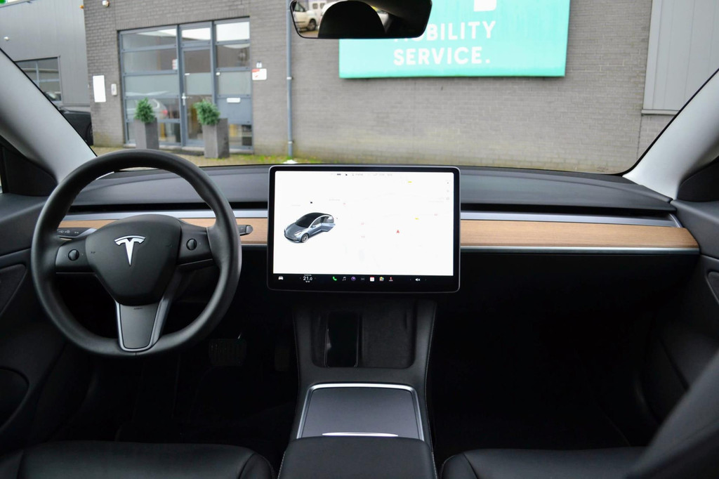 Tesla Model 3 AWD (K843KF) met abonnement