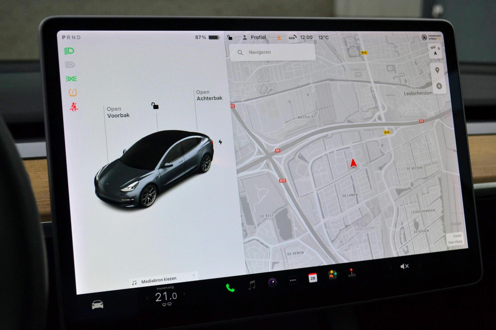 Tesla Model 3 AWD (K843KF) met abonnement