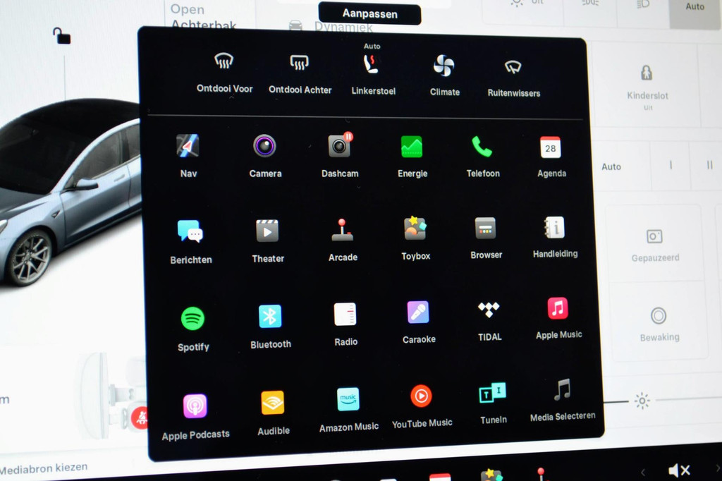 Tesla Model 3 AWD (K843KF) met abonnement