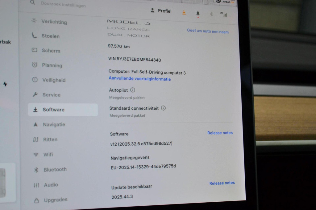 Tesla Model 3 AWD (K843KF) met abonnement