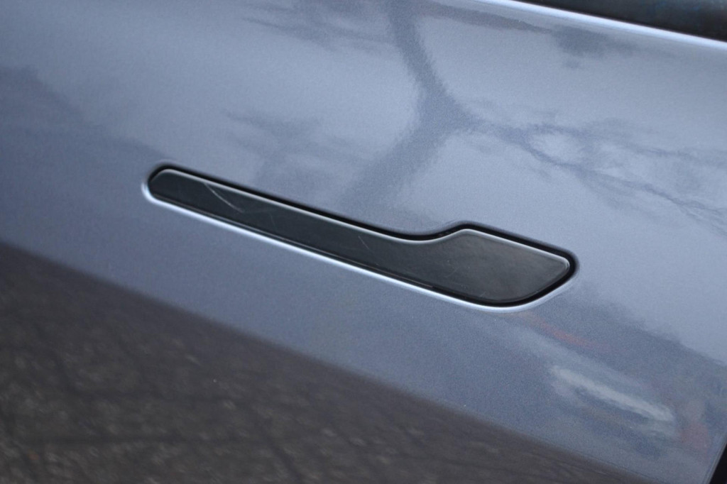 Tesla Model 3 AWD (K843KF) met abonnement