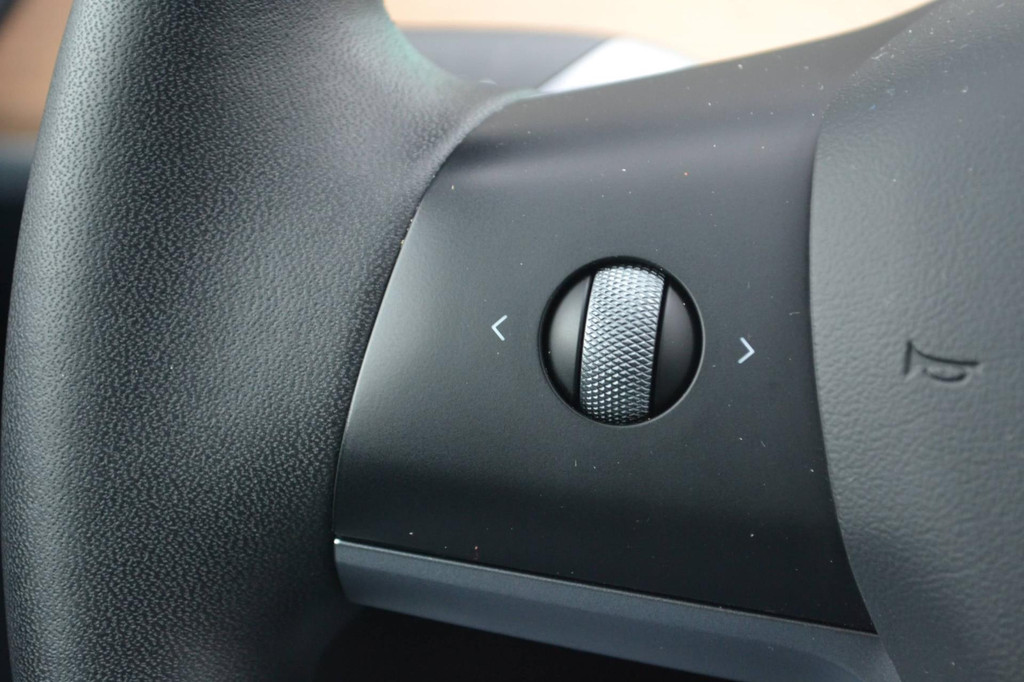 Tesla Model 3 AWD (K843KF) met abonnement