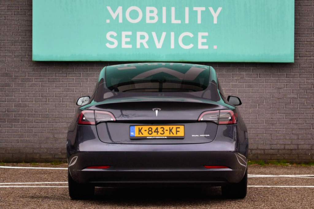 Tesla Model 3 AWD (K843KF) met abonnement