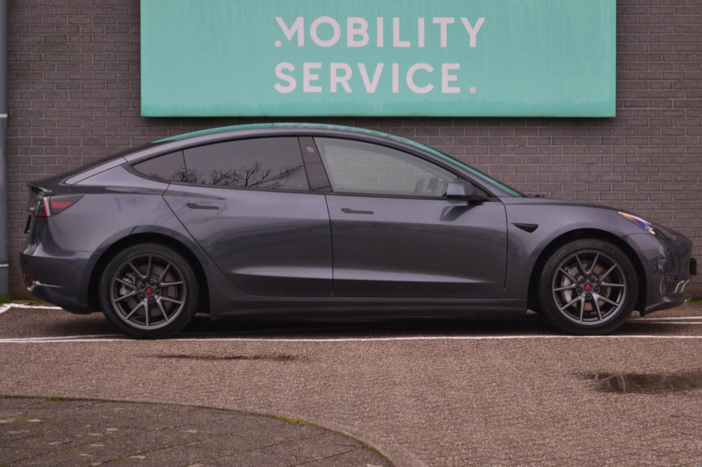 Tesla Model 3 AWD (K843KF) met abonnement