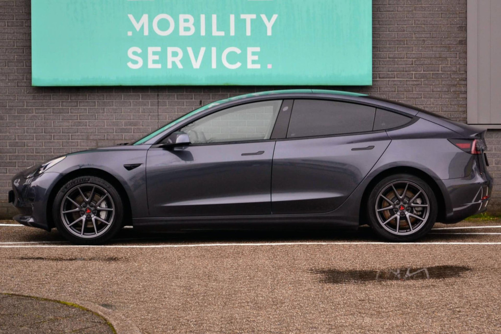 Tesla Model 3 AWD (K843KF) met abonnement