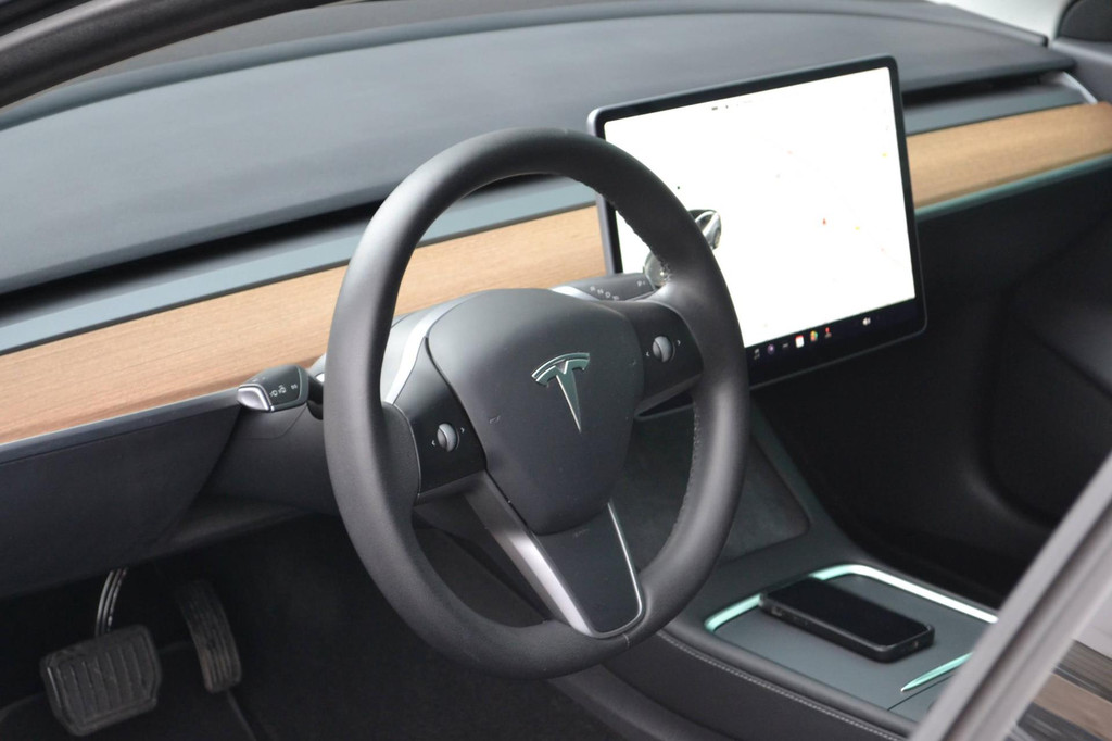 Tesla Model 3 AWD (K843KF) met abonnement