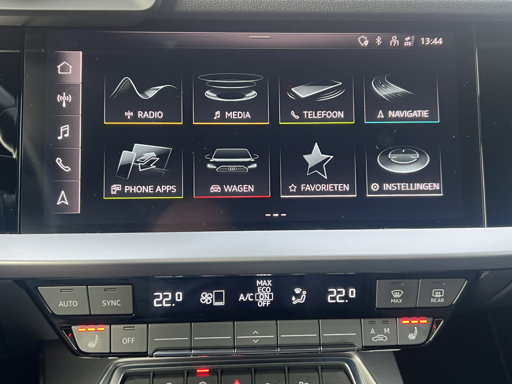 Audi A3 (K224ZH) met abonnement