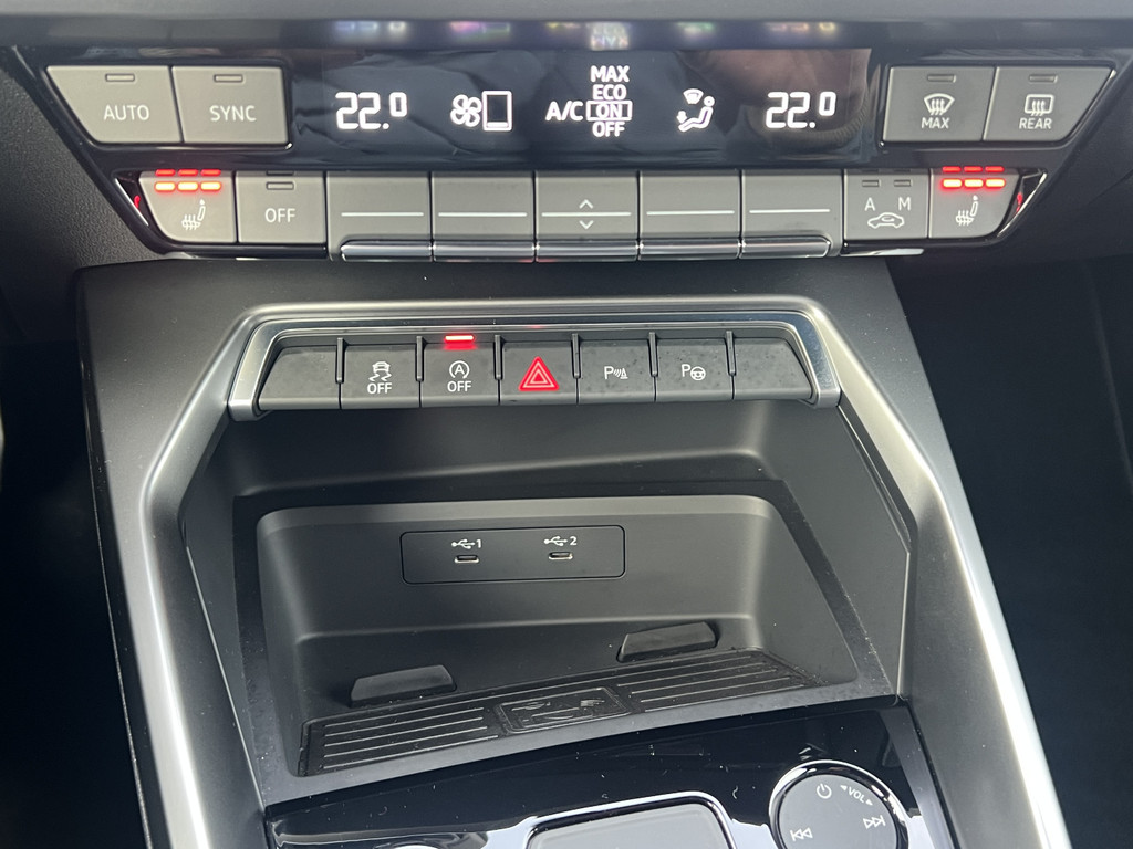 Audi A3 (K224ZH) met abonnement