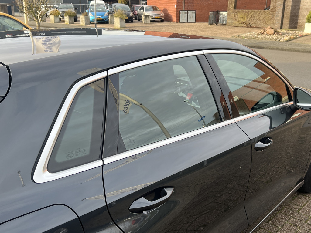 Audi A3 (K224ZH) met abonnement