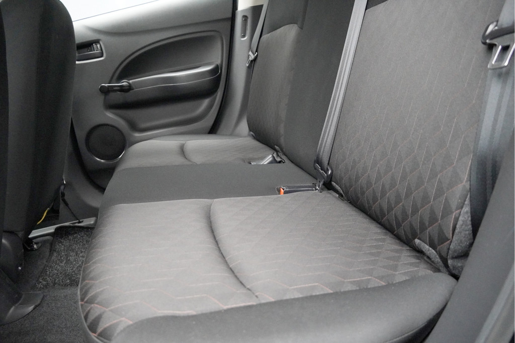 Mitsubishi Space Star (J050XG) met abonnement