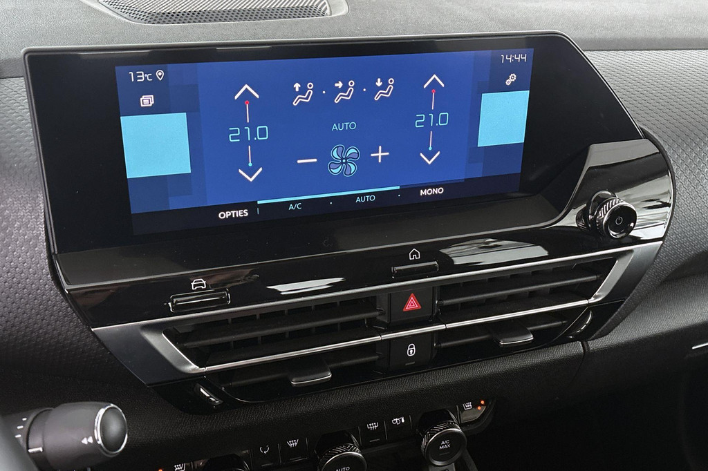 Citroën Ë-C4 (T314JD) met abonnement