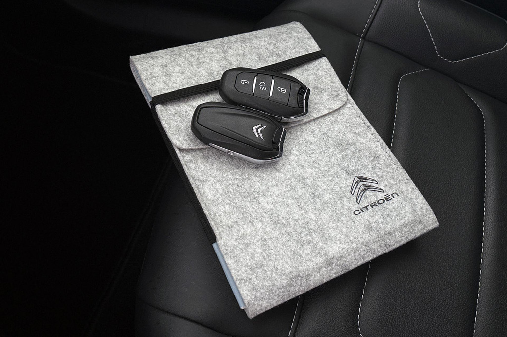 Citroën Ë-C4 (T314JD) met abonnement