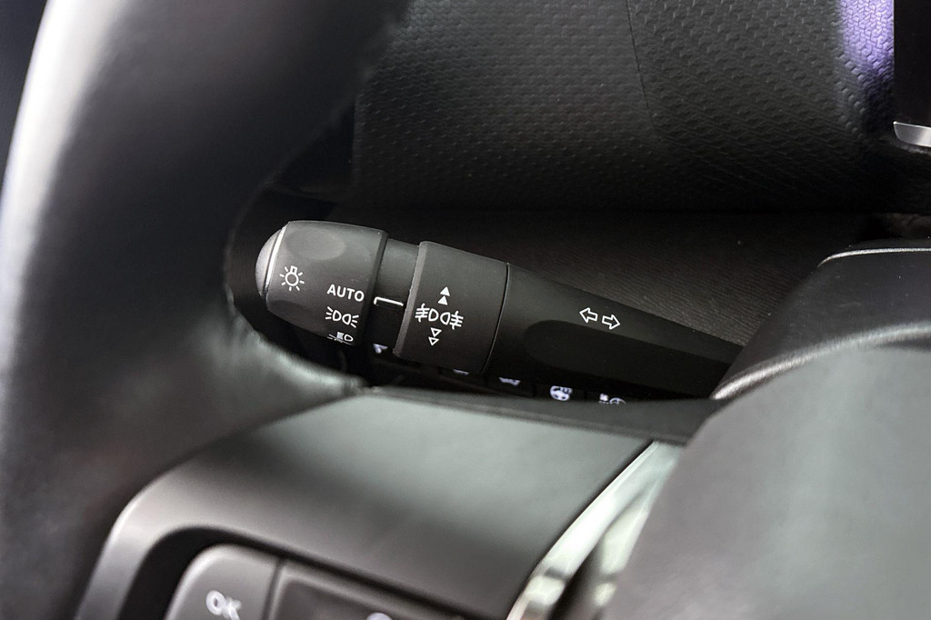 Citroën Ë-C4 (T314JD) met abonnement