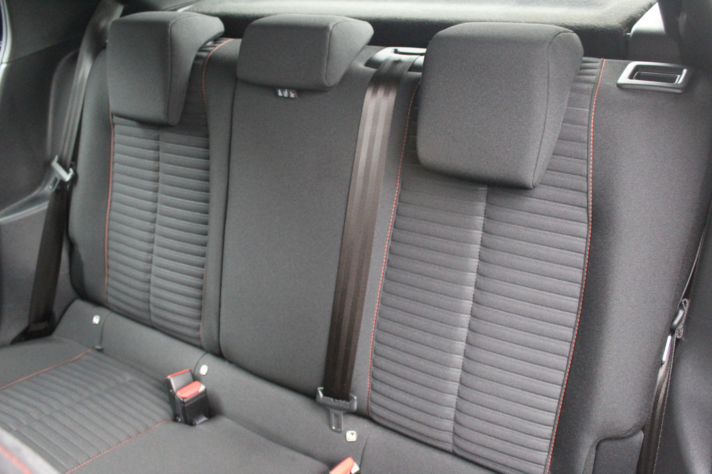 Peugeot e-208 (K762HF) met abonnement