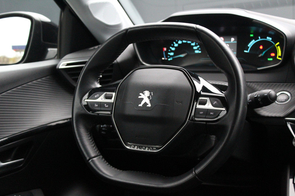 Peugeot e-208 (K762HF) met abonnement