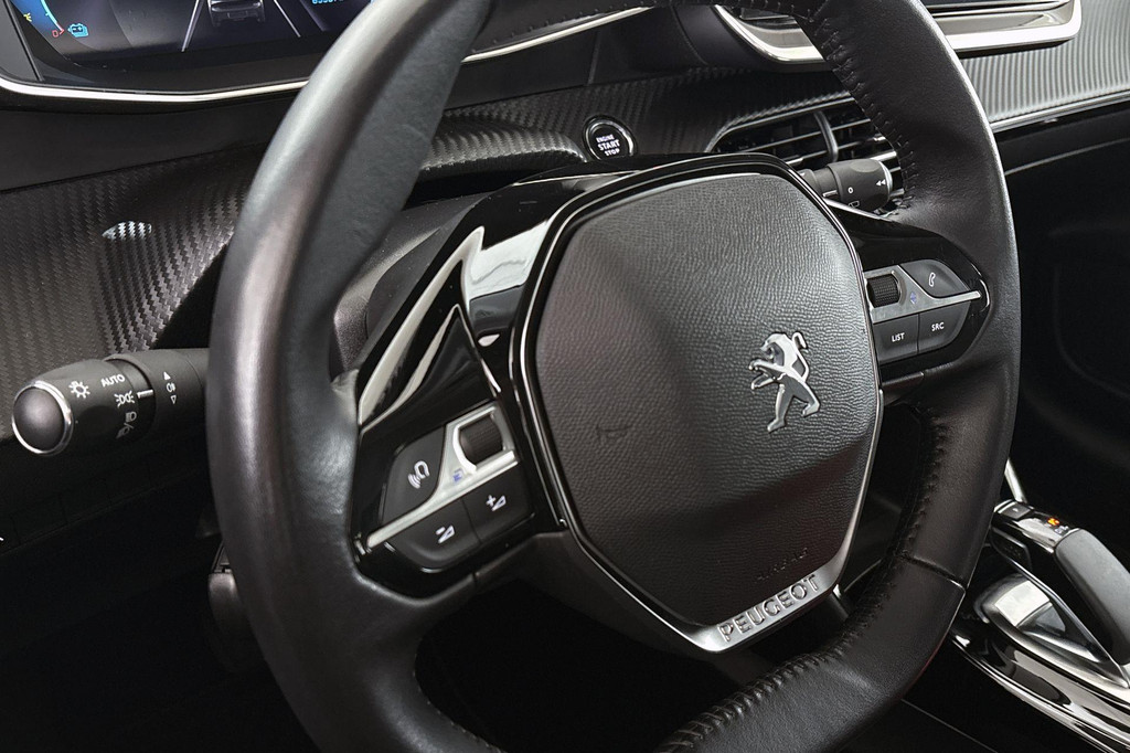 Peugeot e-208 (J647HJ) met abonnement