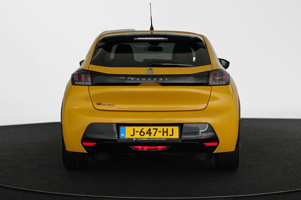 Peugeot e-208 (J647HJ) met abonnement