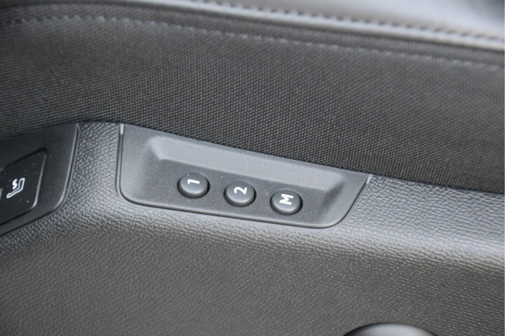 Peugeot 5008 (R474XX) met abonnement