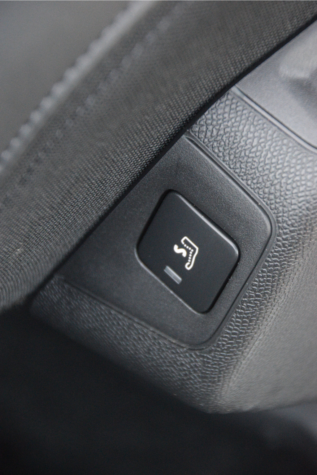 Peugeot 5008 (R474XX) met abonnement