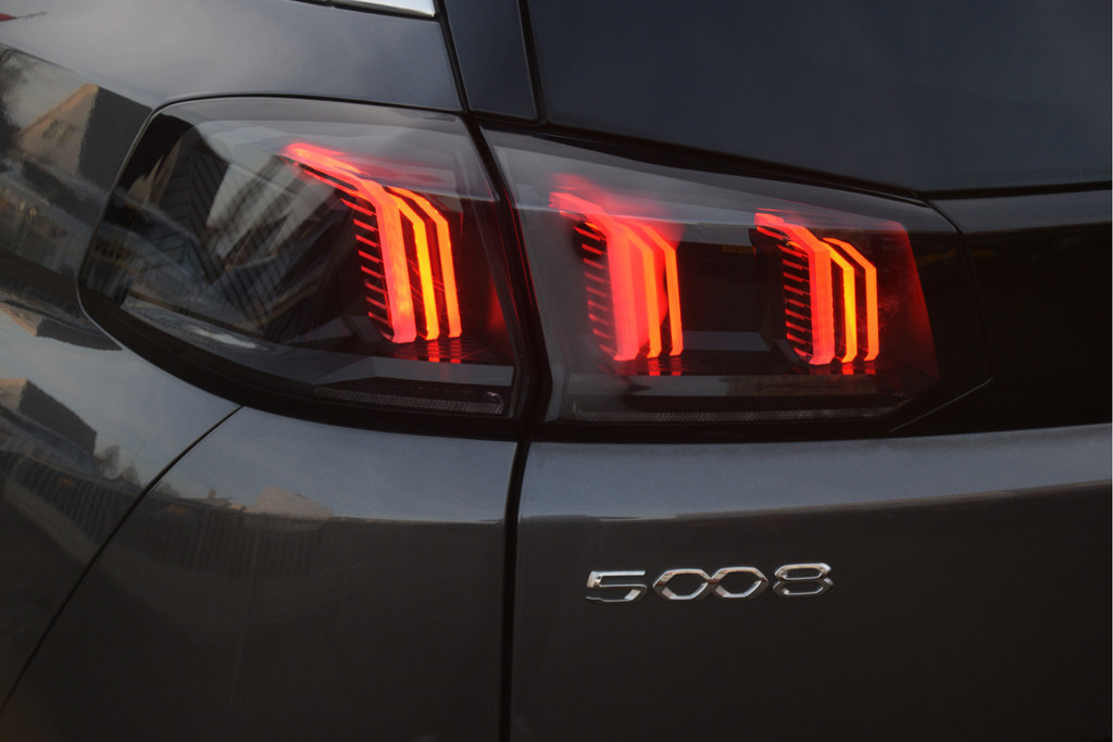 Peugeot 5008 (R474XX) met abonnement