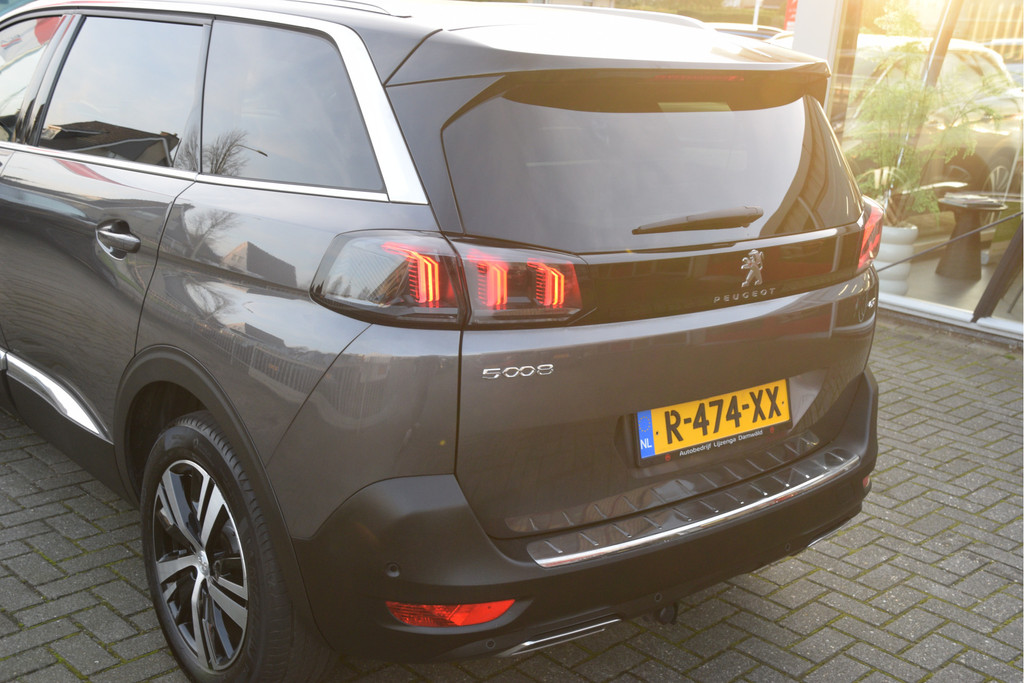 Peugeot 5008 (R474XX) met abonnement