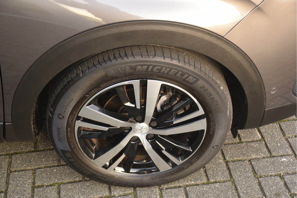 Peugeot 5008 (R474XX) met abonnement