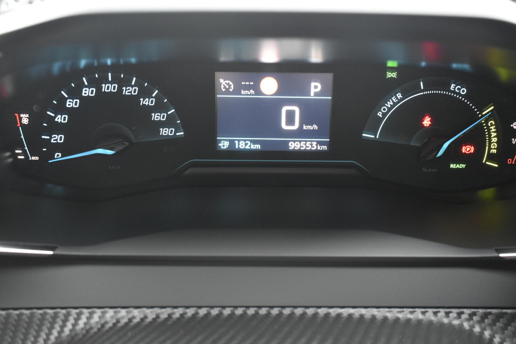 Peugeot e-2008 (T821HL) met abonnement