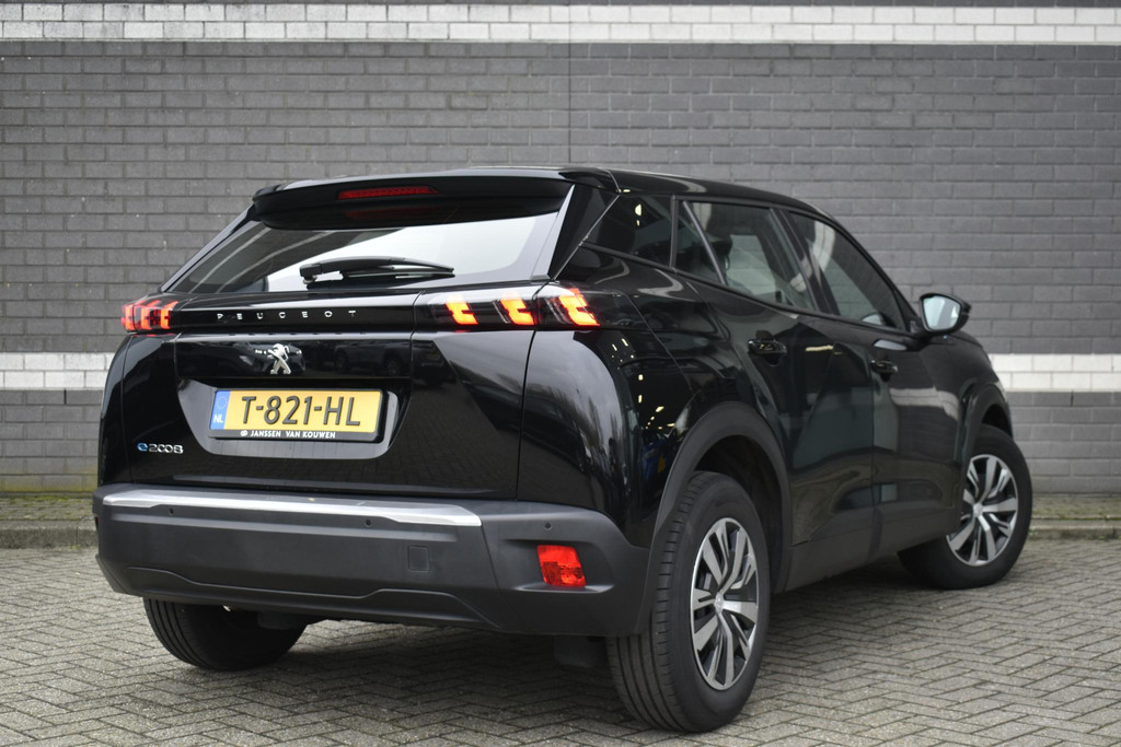 Peugeot e-2008 (T821HL) met abonnement